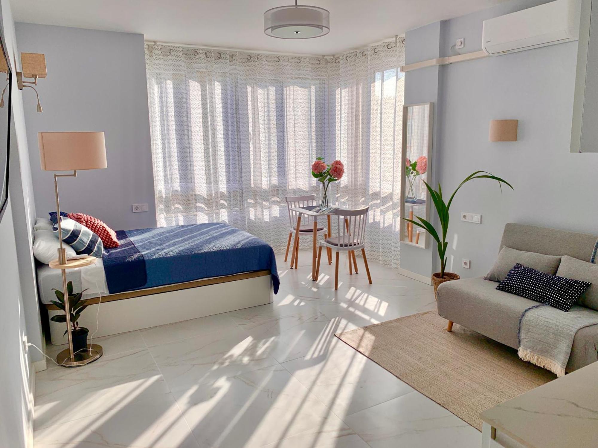 Elegant Studio With Pool And Seaview Torremolinos Exteriör bild