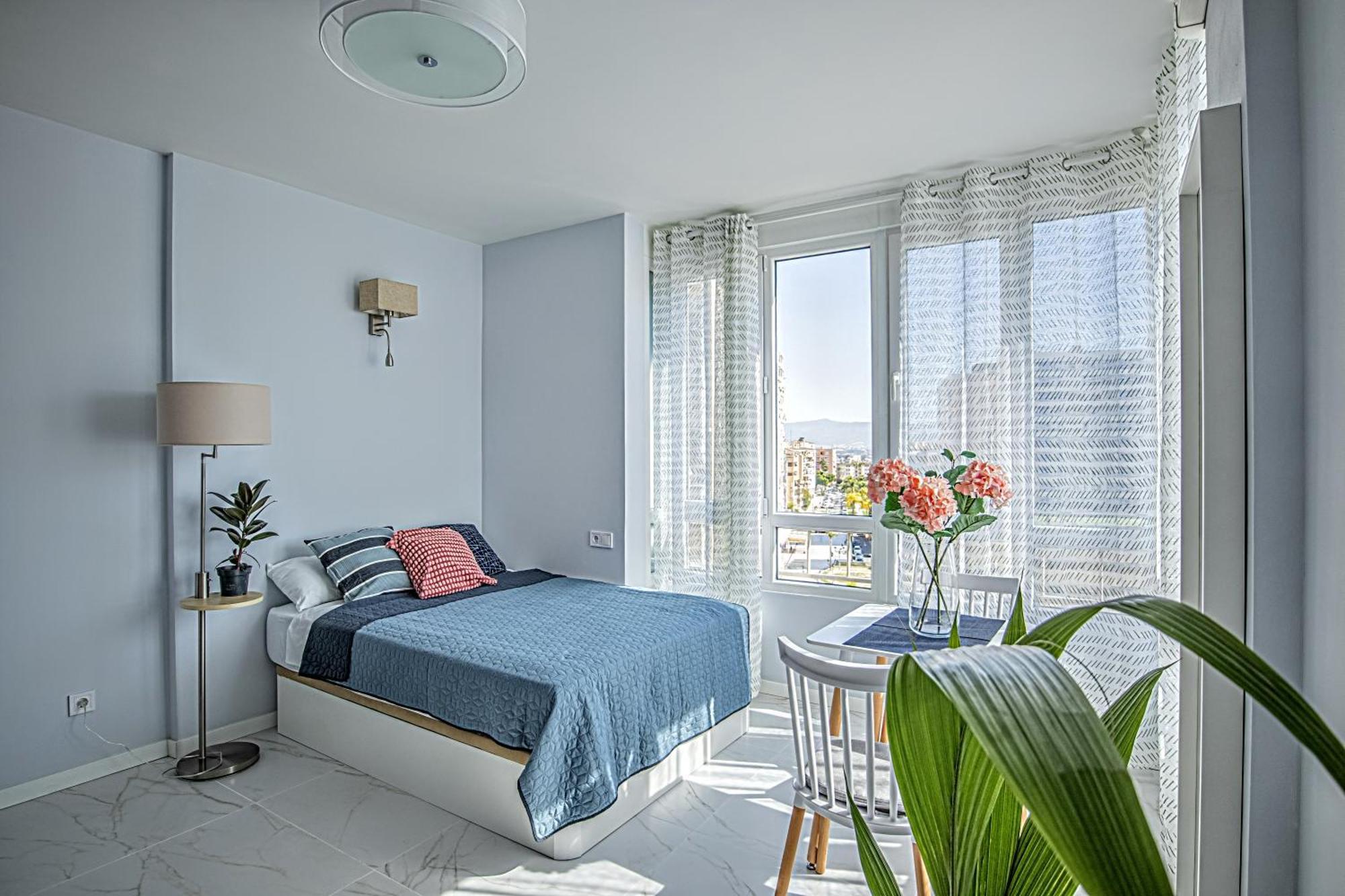 Elegant Studio With Pool And Seaview Torremolinos Exteriör bild